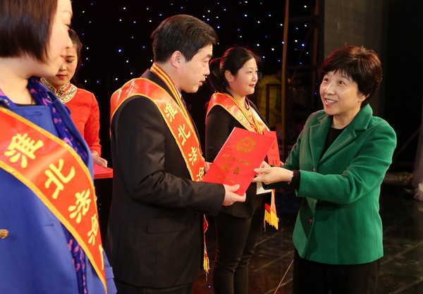 法制人物颁奖典礼 摄影 万善朝 (2).JPG