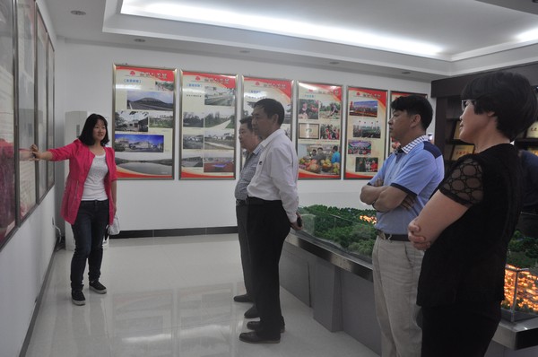 山东省肥城市民政系统来烈学习考察1.JPG