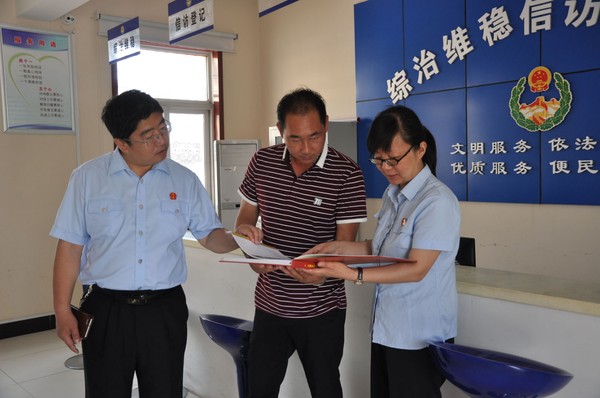 宣传两学一做.jpg