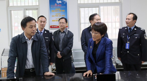 10.21省司法厅副厅长张国安一行到烈山区督查调研公共法律服务体系建设工作2.JPG
