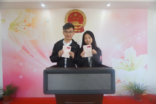 烈山区民政局多措并举应对“双十一”婚姻登记高峰1.JPG