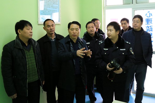 12.18烈山区司法局考察学习长丰县司法行政工作1.JPG