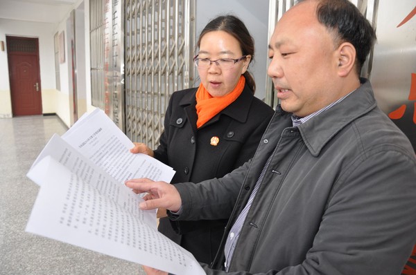 杜集区法院走访省人大代表.jpg
