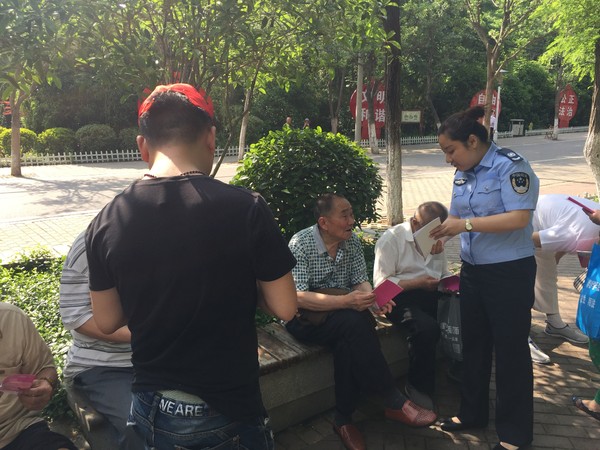 西办司法所：创城在行动 普法惠民生照片.JPG