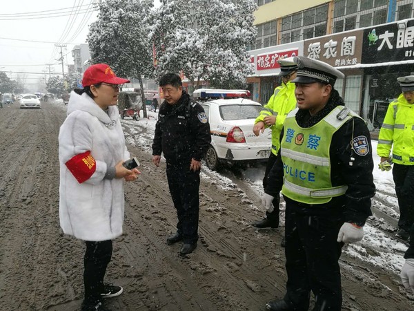 烈山区民政局开展恶劣天气流浪乞讨人员专项救助工作.jpg