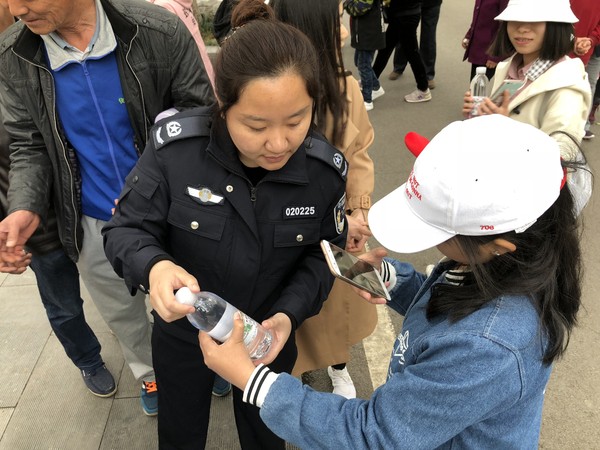 西办司法所多措并举开展国家安全日活动照片3 - 副本.JPG