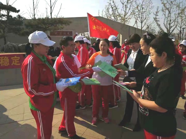 徒步普法行4.jpg