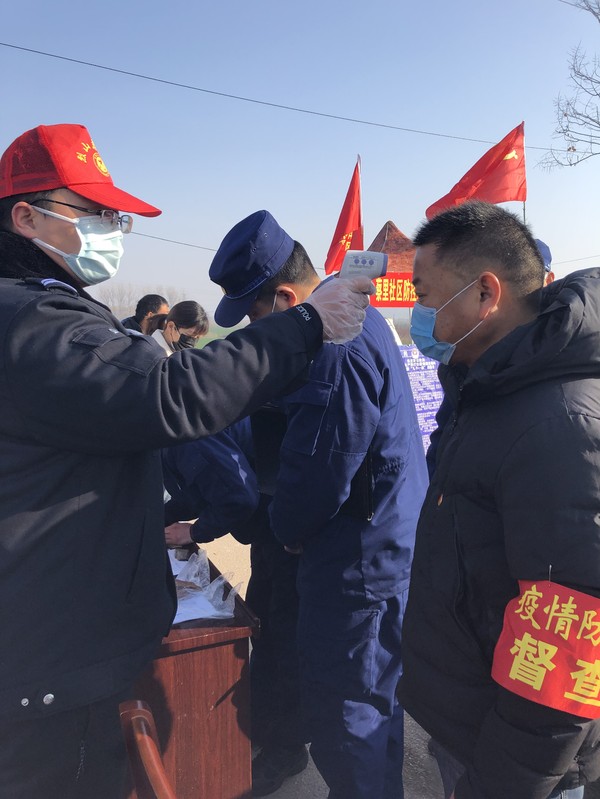 2.21烈山区司法局：战“疫”路上“党旗红”，冲锋“疫”线“藏青蓝”1.JPG